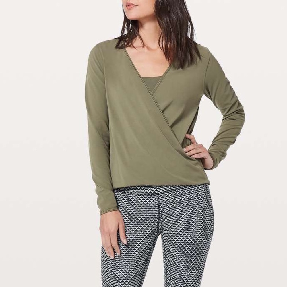 Lululemon Sage Cross Over Top - Picture 2 of 8